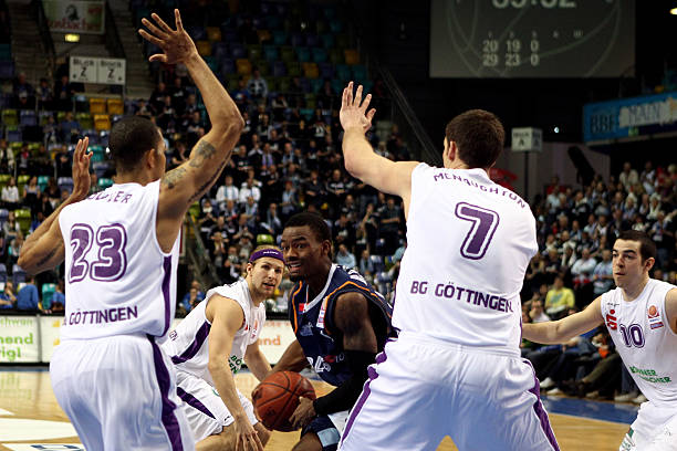 布云朝克特 布云朝克特