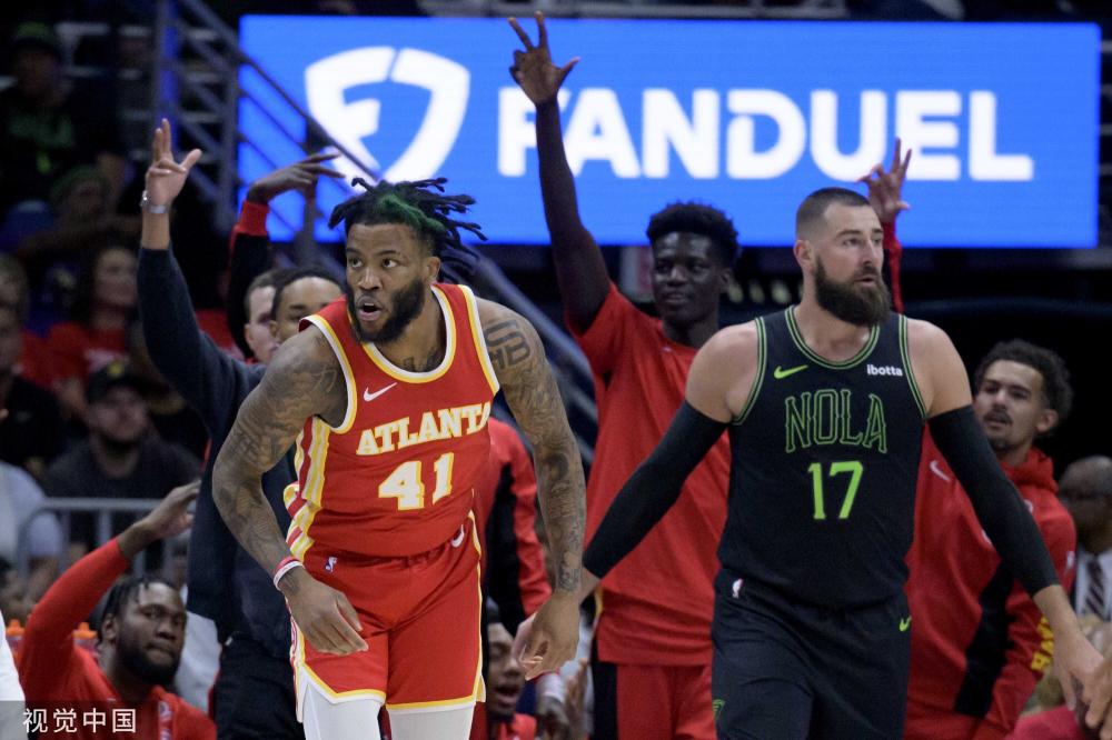 面的同时 面的同时