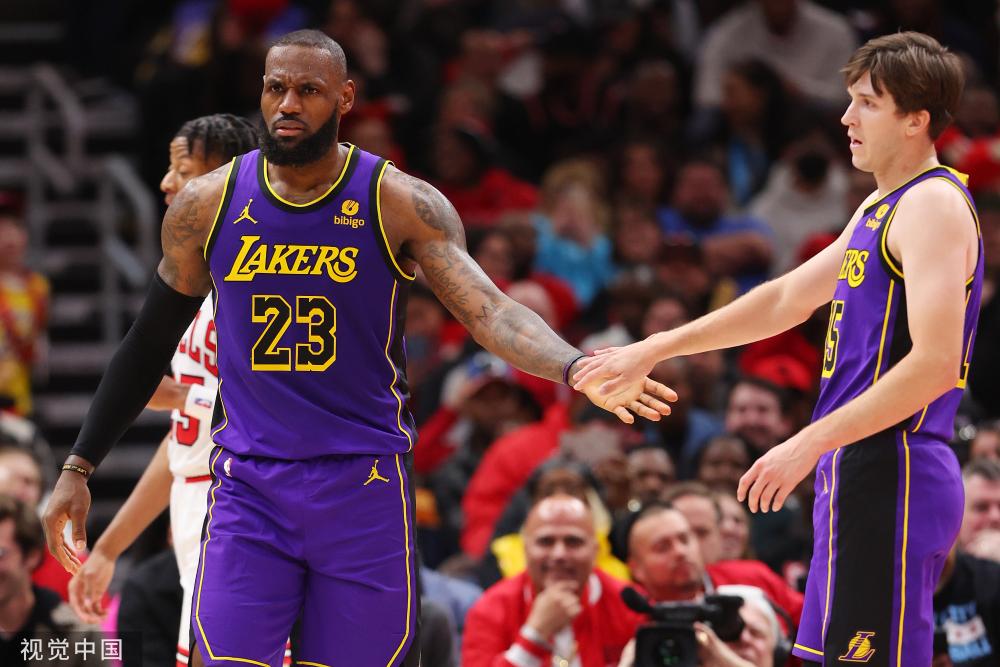 岁的国青红 岁的国青红