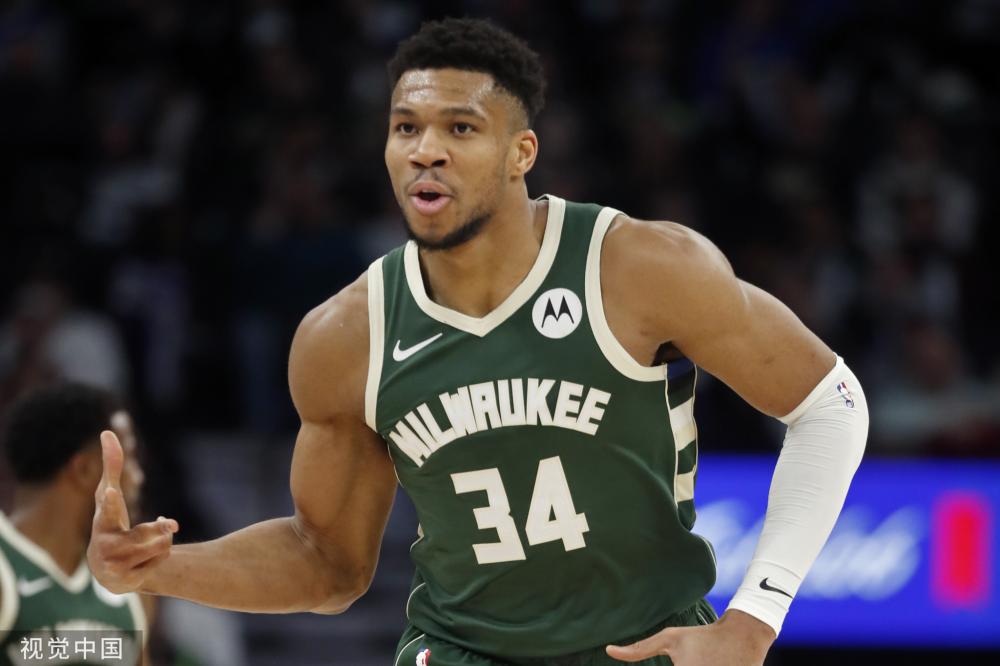 他在巴塞罗 他在巴塞罗